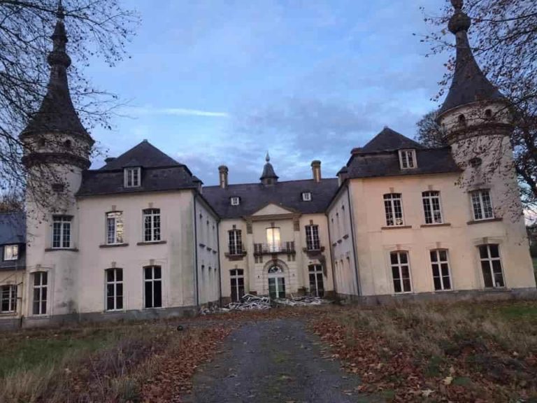Château de La Hutte - Ressaix